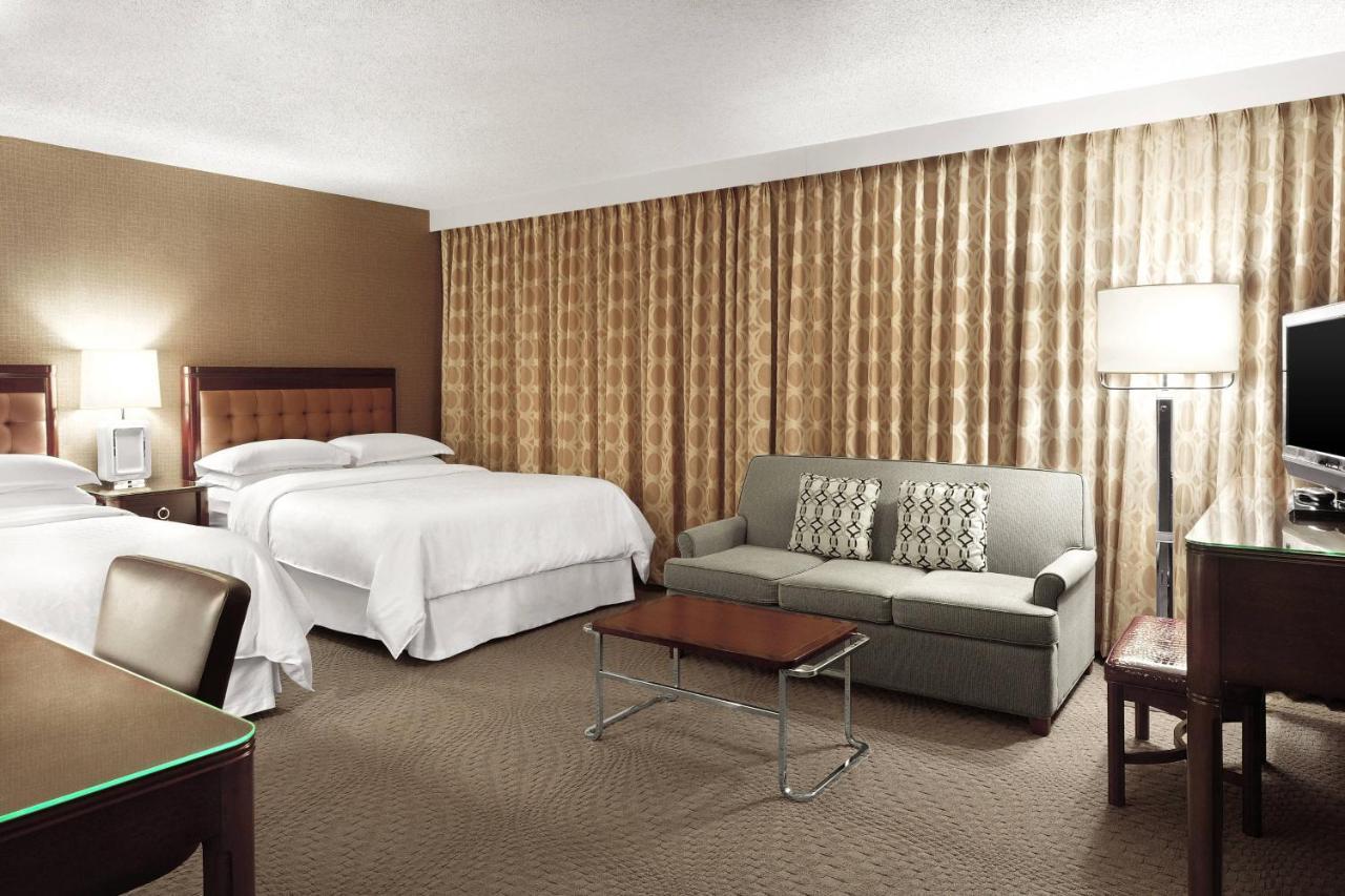 Sheraton Cavalier Saskatoon Hotel Exterior photo